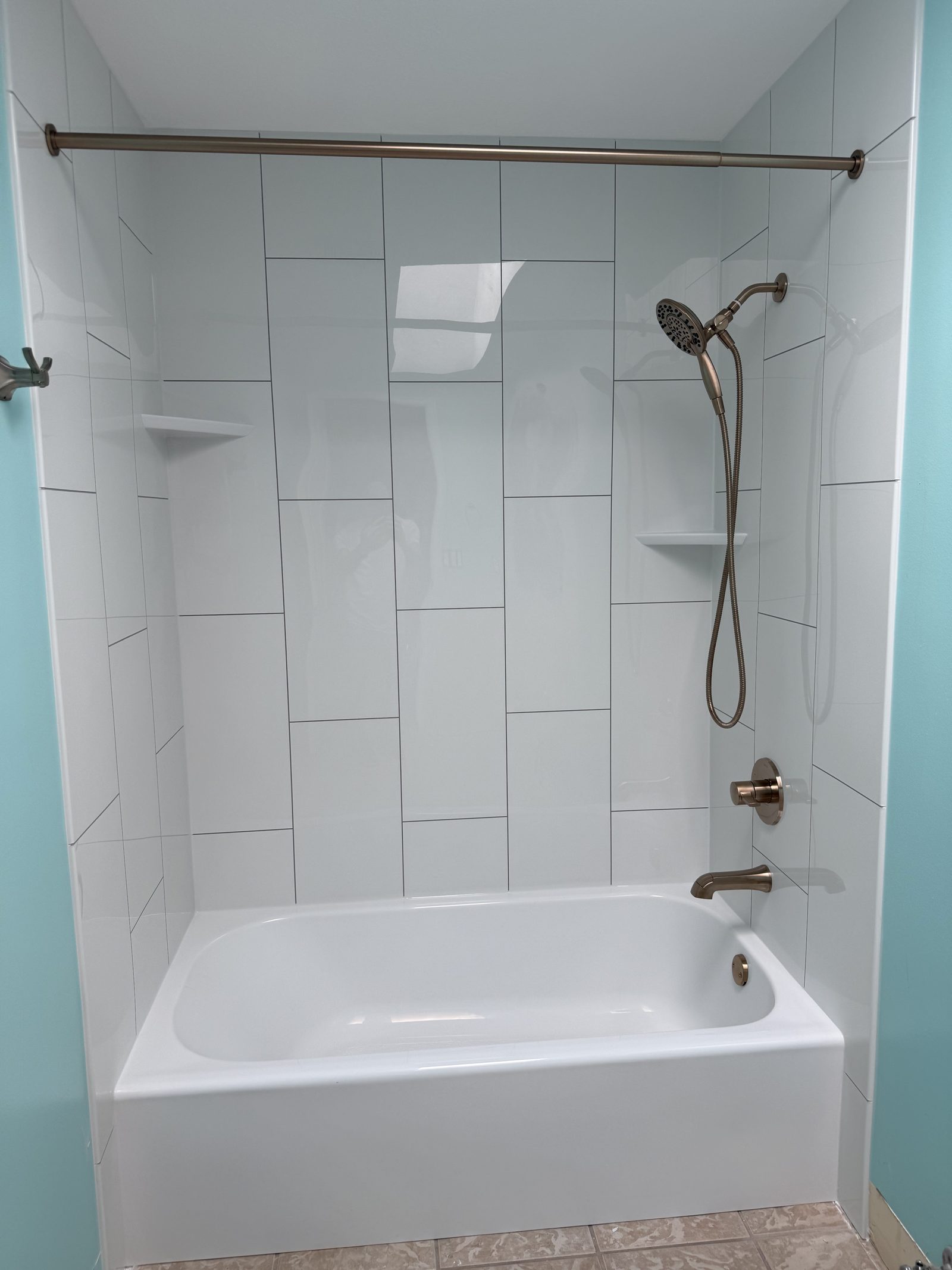 Vertical Tile Tub Surround